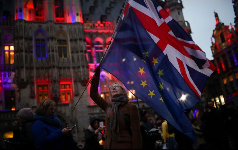 Autoridades correspondientes exploran las posibilidades a tratar para evitar un vacío luego de la separación de la Unión Europea. AP/F. Seco