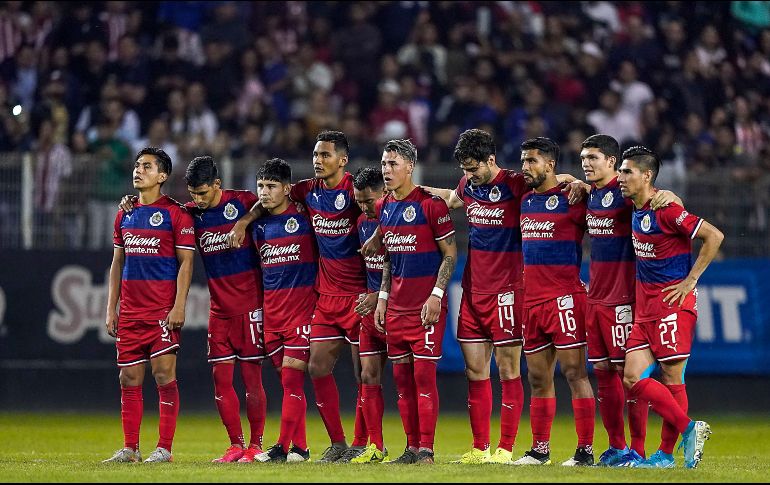 A sus lesionados, la eliminación de Copa MX y la suspensión del delantero Ronaldo Cisneros, se le sumó la odisea para aterrizar en tierras potosinas de cara a su encuentro de este viernes. IMAGO7