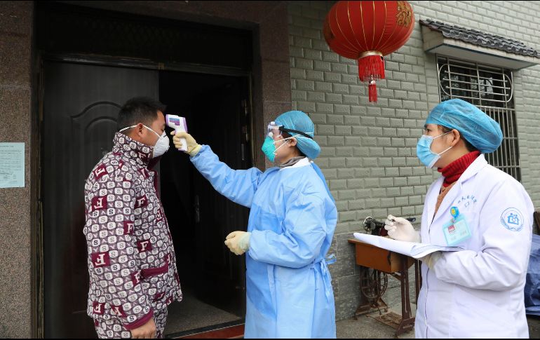 Actualmente se tiene el registro de 213 decesos por el brote y nueve mil 692 casos. AP / ARCHIVO