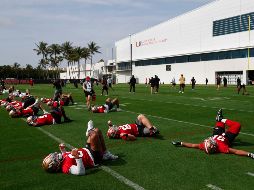 El conjunto de San Francisco entrenó ayer con todos sus elementos de cara al juego de mañana ante Kansas City. AP/W. Lee