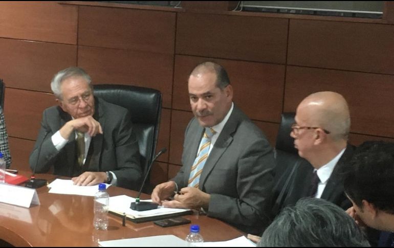 Martín Orozco, gobernador de Aguascalientes expresó su confianza en que con el convenio esbozado se puedan adherir el resto de las entidades al programa de salud. TWITTER/MartinOrozcoAgs