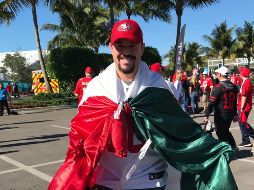 Carlos ha esperado más de seis meses para llegar aquí y ver a su equipo disputar el partido más importante de la temporada. EL INFORMADOR / P. Gallardo