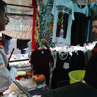 Aplican 835 apercibimientos a comerciantes durante operativo en El Baratillo