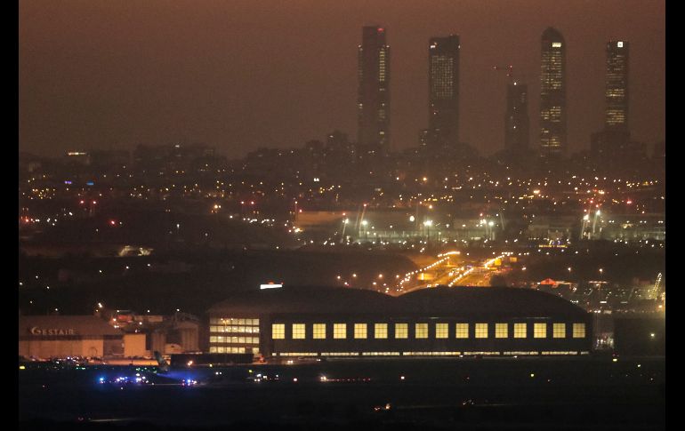 Esta era la panorámica de la terminal área que continuó operando sin complicaciones tras la exitosa labor de emergencia. AP / B. Armangue