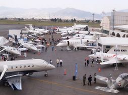 Prevén cerrar este año con 2 millones de pasajeros movilizados en el aeropuerto internacional 'Adolfo López Mateos'. NOTIMEX/Archivo