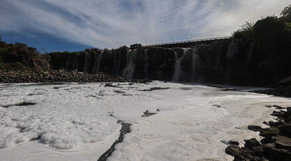 Las empresas instaladas en el corredor Industrial de El Salto aseguran que sí cumplen con el tratamiento de sus aguas negras. EL INFORMADOR / ARCHIVO