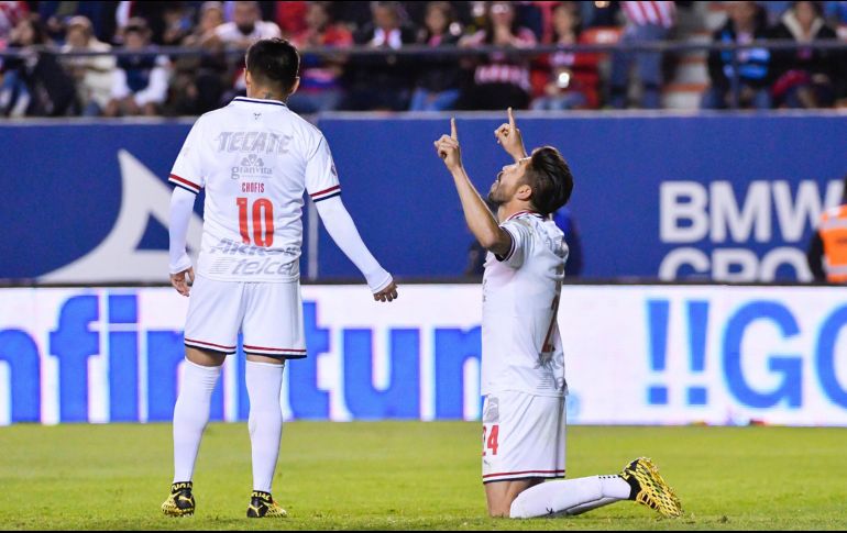 Oribe Peralta anotó en liga por primera vez con Chivas ante Atlético San Luis. Imago7