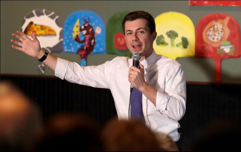 El exalcalde Pete Buttigieg durante un mitin hoy en Hampton, Nueva Hampshire. La entidad  celebra su elección primaria en una semana.AP/E. Amendola