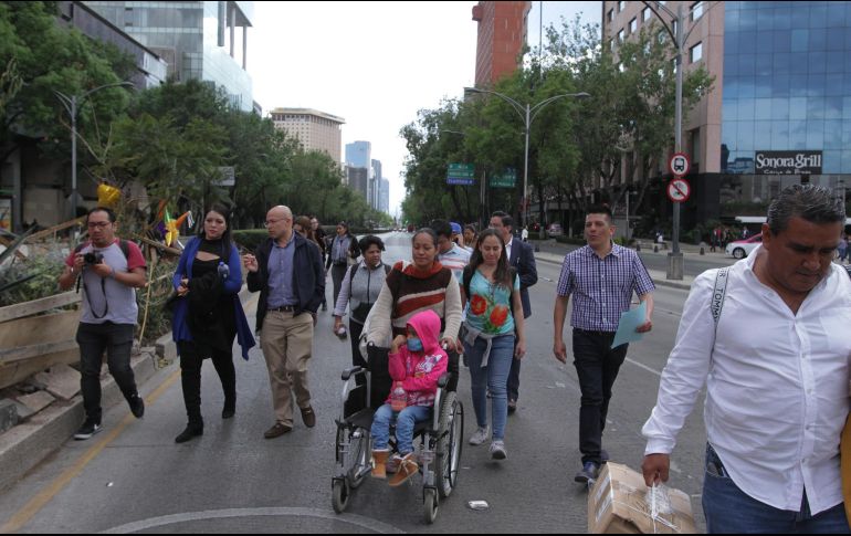 Los padres de familia denuncian que persiste un grave desabasto de medicamentos especializados en varias entidades del país. NTX/M. González