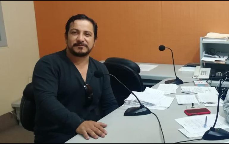 Charlie Valentino León se ha caracterizado por sus declaraciones en contra de los españoles y a favor de la reelección presidencial. TWITTER/@xevtfm