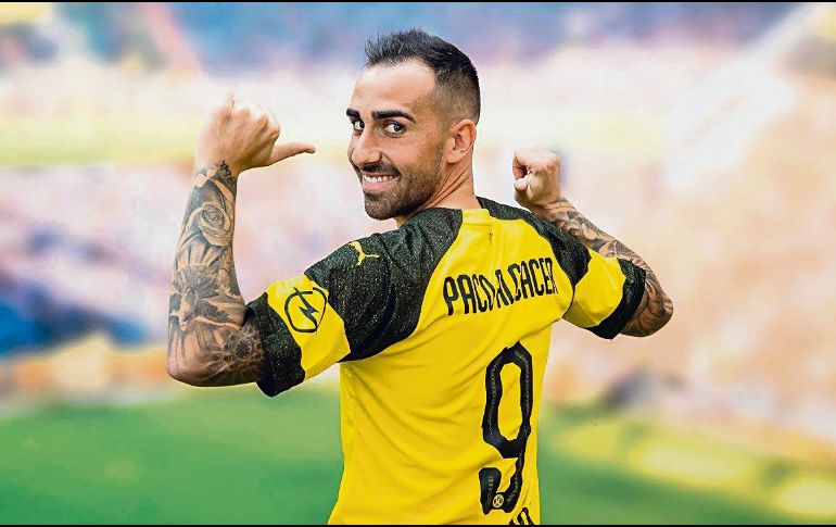 Paco Alcácer. De última hora, el Villarreal dio un fuerte golpe sobre la mesa y se hizo de los servicios del delantero español por un pago de 23 millones de euros, convirtiéndose así en el fichaje más caro en la historia del equipo. Alcácer había perdido terreno en el Dortmund y ahora buscará reivindicarse en su país natal con el Submarino Amarillo.