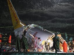 El avión se deslizó a lo largo de unos 60 metros tras salir de la pista. AFP/O. Kose