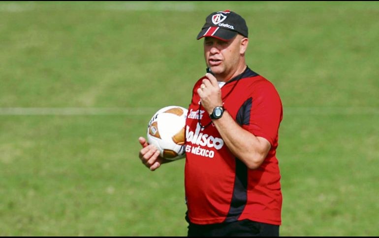 Carlos Ischia. Bicentenario 2010- Apertura 2010