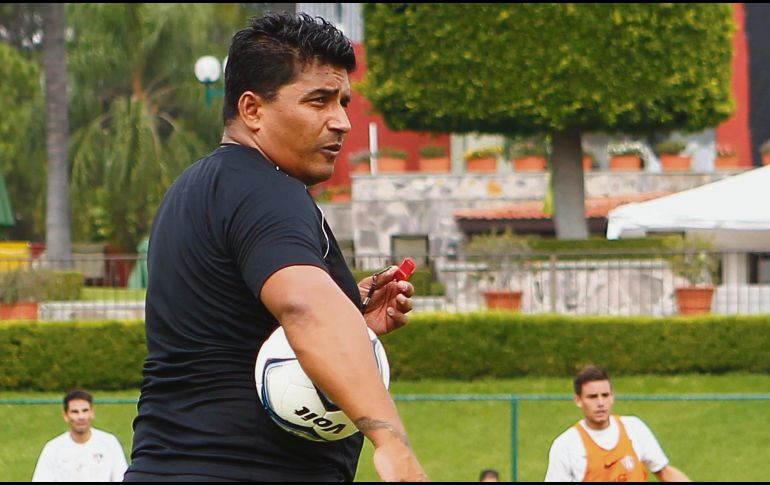 Omar Asad. Apertura 2013