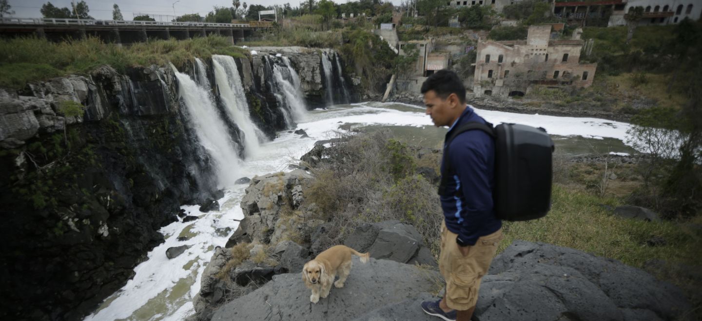 JANACATLN-9-20200123-Fab