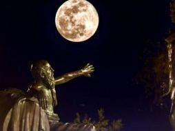 Así se vio la Luna de nieve en Atenas en 2019. GETTY IMAGES