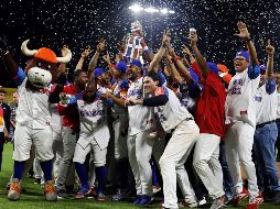 Con gran bateo, los Toros cobraron revancha de la derrota sufrida en la primera ronda y con ello sumaron la corona 20 para el país, consagrándose como el país más ganador de la justa caribeña. EFE / T. Lorca