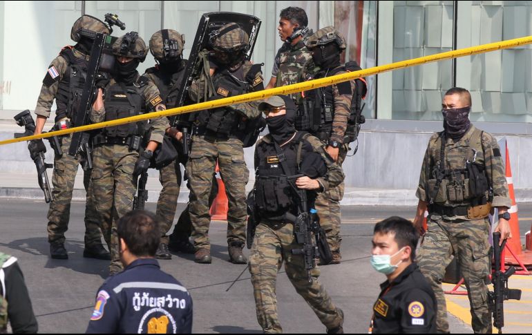 El balance hasta el momento es de 25 muertos y 31 heridos. EFE/N. Sangnak