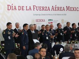 El Presidente estuvo en la ceremonia del 105 aniversario de la Fuerza Aérea Mexicana. SUN / C. Mejía