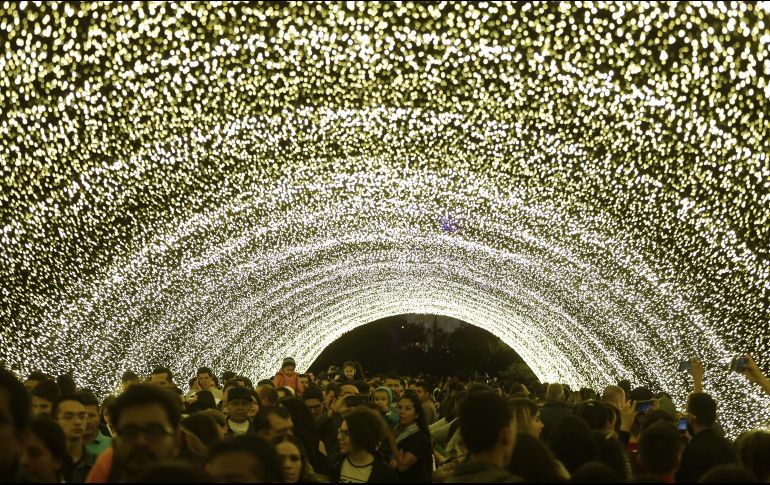 Además de los shows y atracciones GDLuz también tendrá diversos servicios para que la ciudadanía. EL INFORMADOR/ARCHIVO