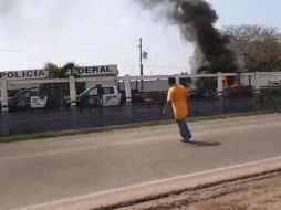 La manifestación se registró en una carretera federal en Ciudad Isla. FACEBOOK@ElPinero