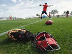 Pitchers. Los lanzadores de los Medias Rojas de Boston fueron los primeros peloteros en llegar a Florida, lugar en el que estarán por casi un mes para el tradicional entrenamiento primaveral.  AP