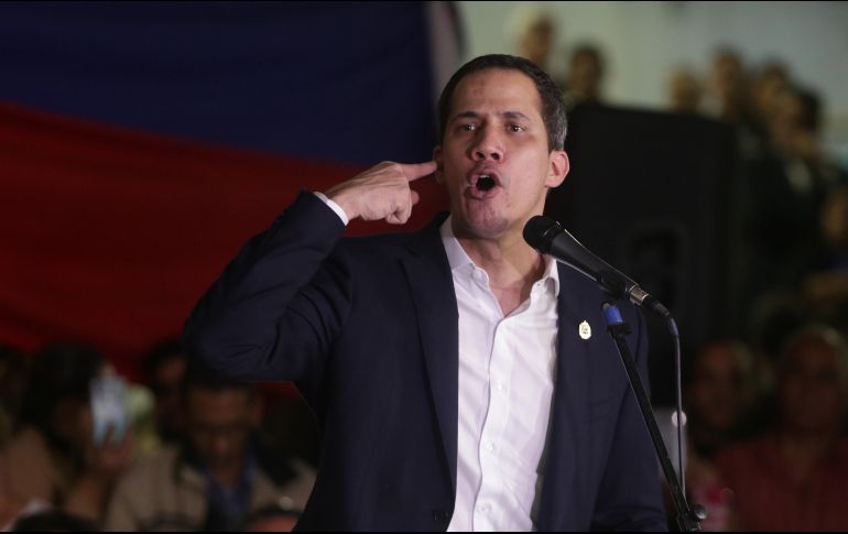 Juan José Márquez desapareció tras llegar este día, junto a Juan Guaidó (foto), al Aeropuerto Internacional de Maiquetía. AFP / C. Hernández