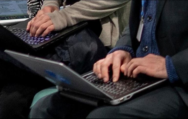 La medición de estas transacciones que se realizan de forma virtual y en plataformas digitales representa un reto para el Inegi. AP/ARCHIVO