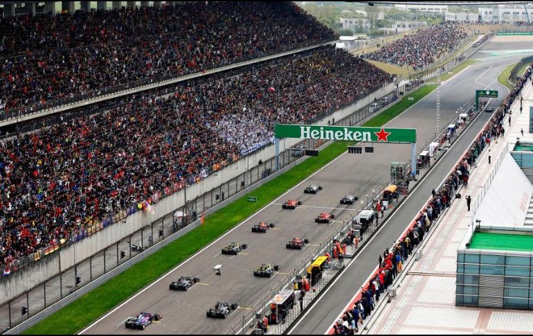 Shanghái debía haber acogido la carrera del 19 de abril. No se ha facilitado una nueva fecha para su disputa, que está pendiente de la evolución de la epidemia. ESPECIAL / formula1.com