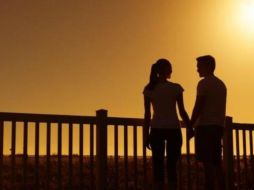 Las personas jóvenes pueden ser víctimas de estafas en las aplicaciones de citas. GETTY IMAGES