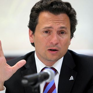 Lozoya podría estar blanqueando dinero para la mafia rusa: investigadores