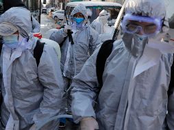 Exhortan a la población a seguir medidas básicas de higiene para evitar cualquier contagio. EFE/W. Hong