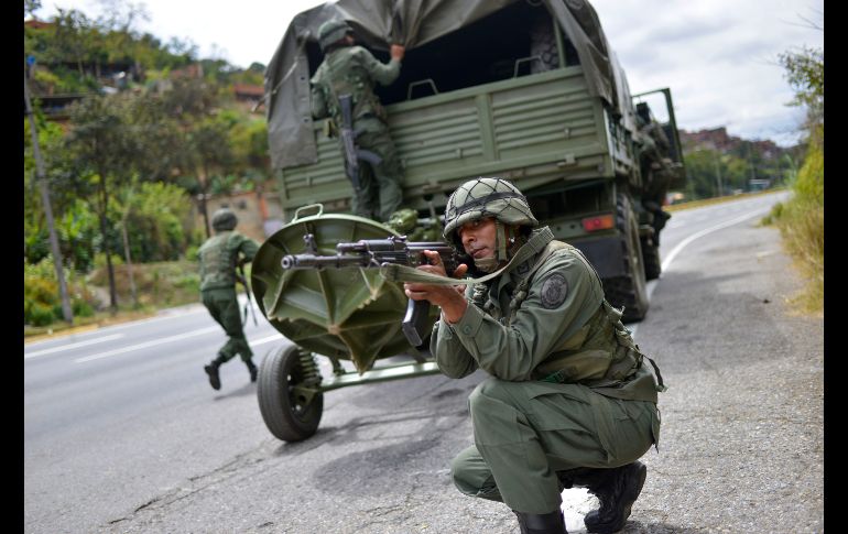 Venezuela tiene unos 365 mil efectivos militares; este sector es considerado el principal sostén de Nicolás Maduro. AP/M. Delacroix