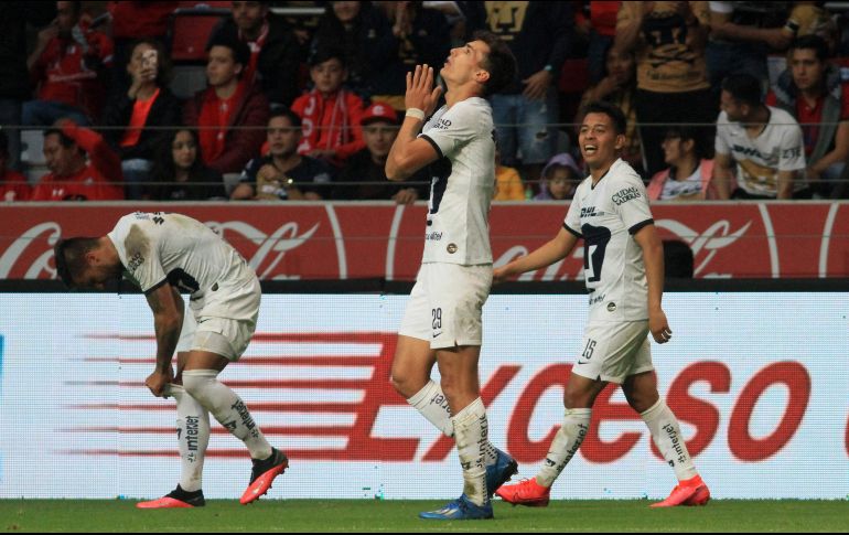 Con este resultado, Pumas llegó a 14 unidades y asumió el liderato de la tabla general. AFP/R. Vázquez