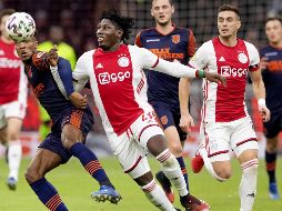 Para su próximo encuentro de Liga, Ajax visitará al Heracles Almelo. EFE / O. Kraak