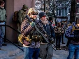 Las calles de Richmond estaban inundadas de armas durante la manifestación a favor de declarar al condado santuario de armas. JOEL GUNTER