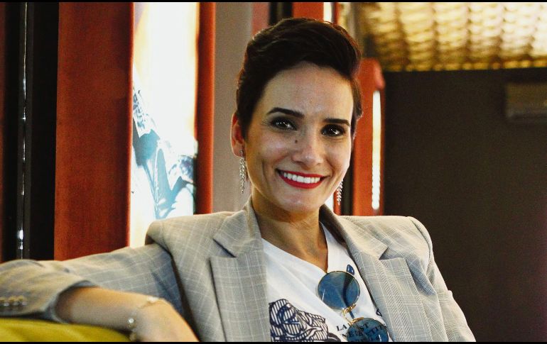 Cantante. La también bailarina y actriz Robin Torres interpreta a Ana Torroja. EL INFORMADOR/ A. Camacho