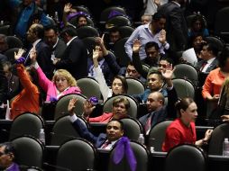 La reforma pretende establecer con claridad que se entregarán pensiones de 25 salarios mínimos a los trabajadores que optaron por el régimen pensionario de 1973. NTX/A. Guzmán