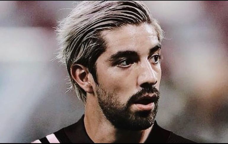 Bajo el mando del charrúa en la Liga MX, Pizarro obtuvo el trofeo del Clausura 2016 con el Pachuca, y del 2018 al 2019 volvió a ser su pupilo en Monterrey. INSTAGRAM / @rpizarrot