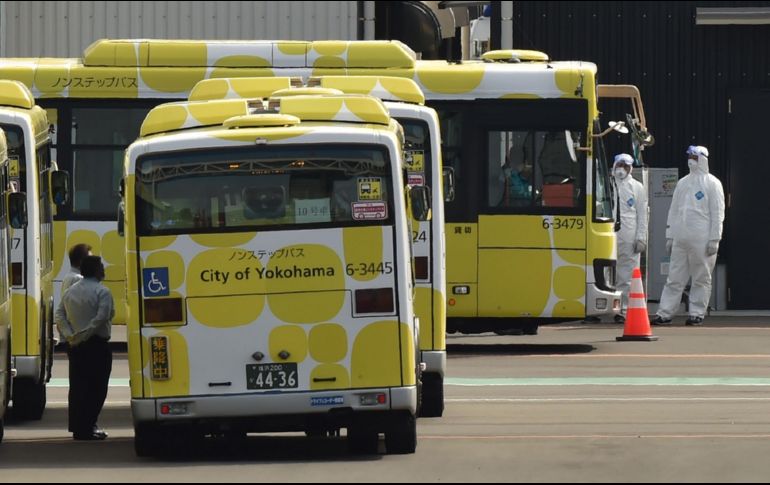 El equipo estaba listo para recibir a las personas con protocolo. AFP / K. Nogi