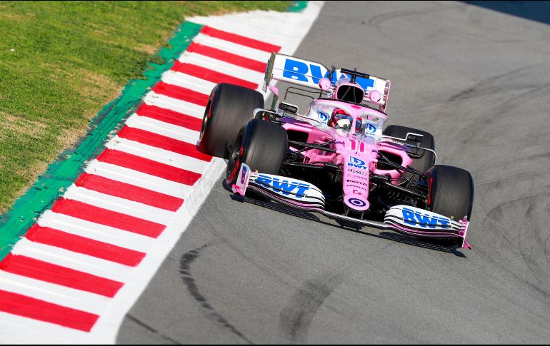El mexicano fue el primero en rodar de manera formal el monoplaza denominado RP20 y firmó una buena mañana de actividades. TWITTER / @RacingPointF1