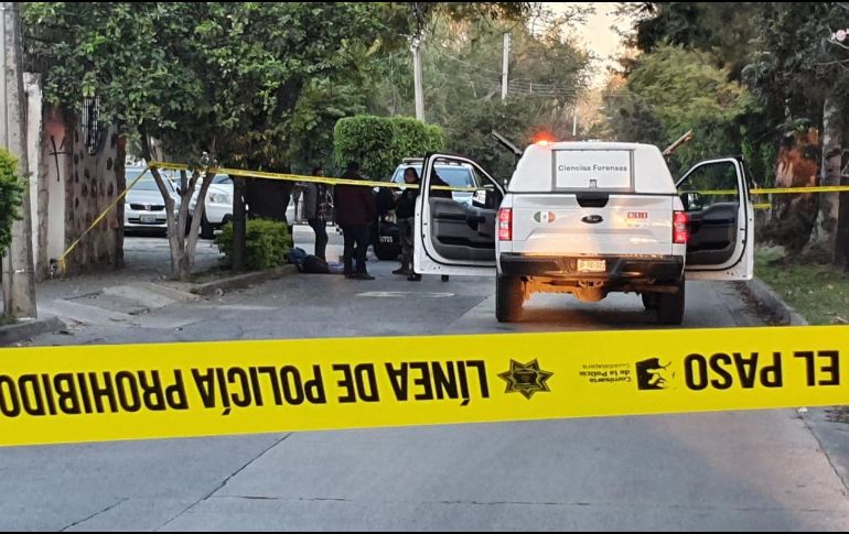 En la colonia Jardines de la Paz fue localizado el cuerpo de un hombre que presentaba huellas de violencia. EL INFORMADOR /