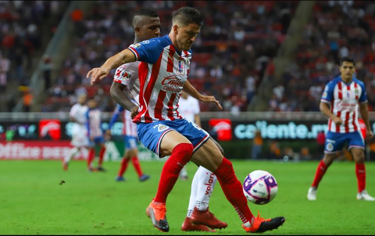 ''Quedan partidos todavía, no estamos a la mitad aún y vamos pensando paso a paso'', dice el defensa Hiram Mier. IMAGO7