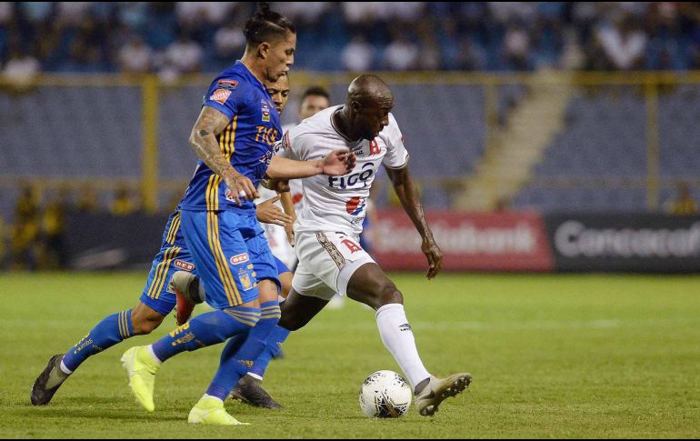 Los Tigres buscarán dar la vuelta al marcador en el estadio Universitario el próximo miércoles. IMAGO7 / Cortesía El Diario de Hoy