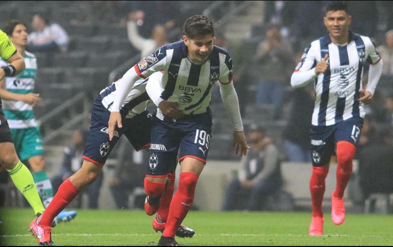 José Alvarado celebra tras conseguir el gol que le dio la victoria al conjunto regiomontano ante el Santos Laguna. IMAGO7