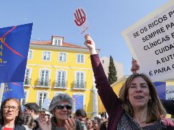 Protesta contra la eutanasia en Lisboa. EFE/T. Petinga