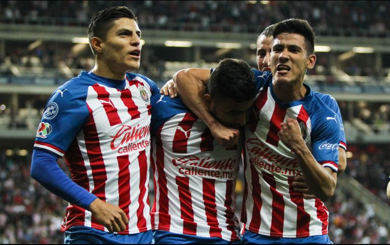 Los jugadores del Guadalajara deben dar un paso adelante para respaldar a su técnico. IMAGO7