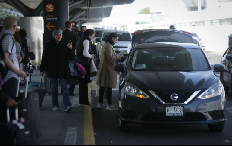 En Jalisco hay  25 mil taxis ejecutivos regulares, pero otras plataformas circulan de forma ilegal. EL INFORMADOR/Archivo