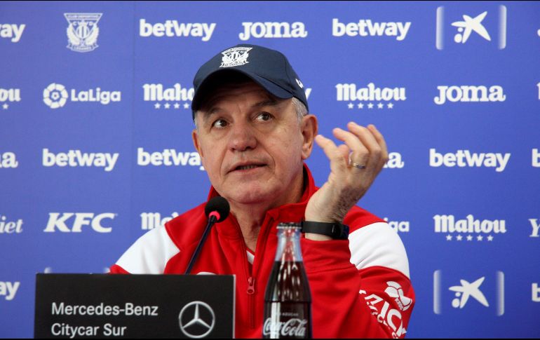 Sobre la salida del danés al Barcelona, el mexicano destacó el ''mérito de la dirección deportiva, que fichan por nueve y venden por 39. ¿Dónde hay que firmar?''. EFE / C. Mateos