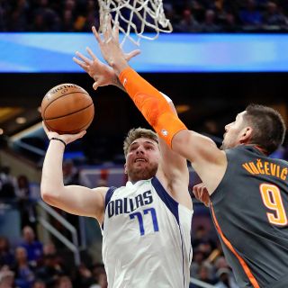 Luka Doncic guía a los Mavericks al triunfo